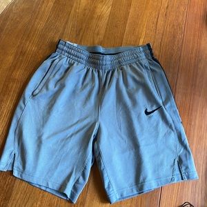 Nike gym Shorts with 3 pockets